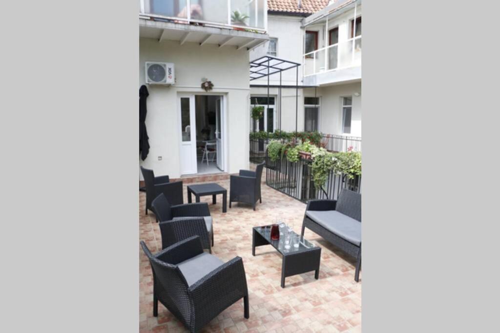 Rock - Studio With 30M2 Terrace Belgrad Zewnętrze zdjęcie