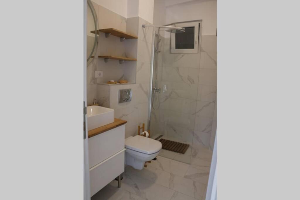 Rock - Studio With 30M2 Terrace Belgrad Zewnętrze zdjęcie